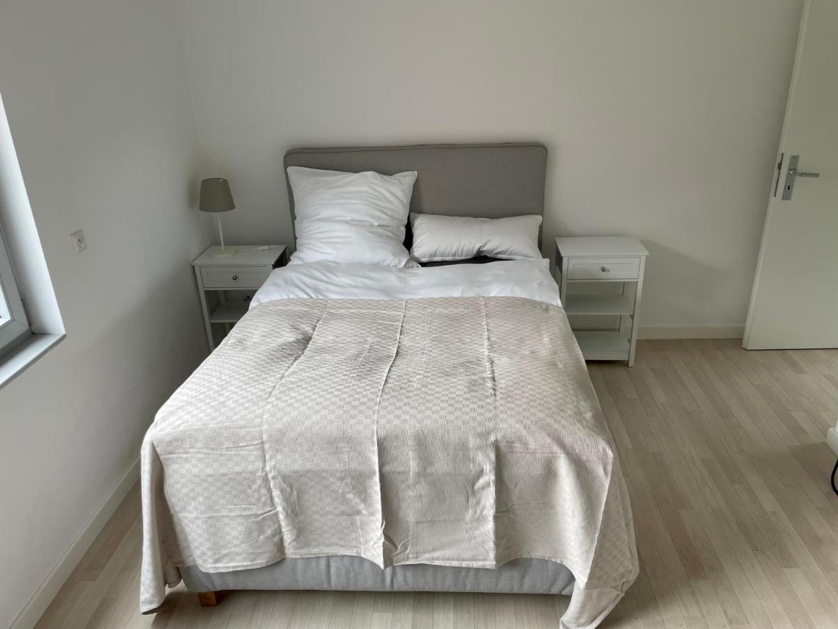 Ruhiges Und Schones Zimmer Nr 1 In Leer Nuttermoor Exterior photo